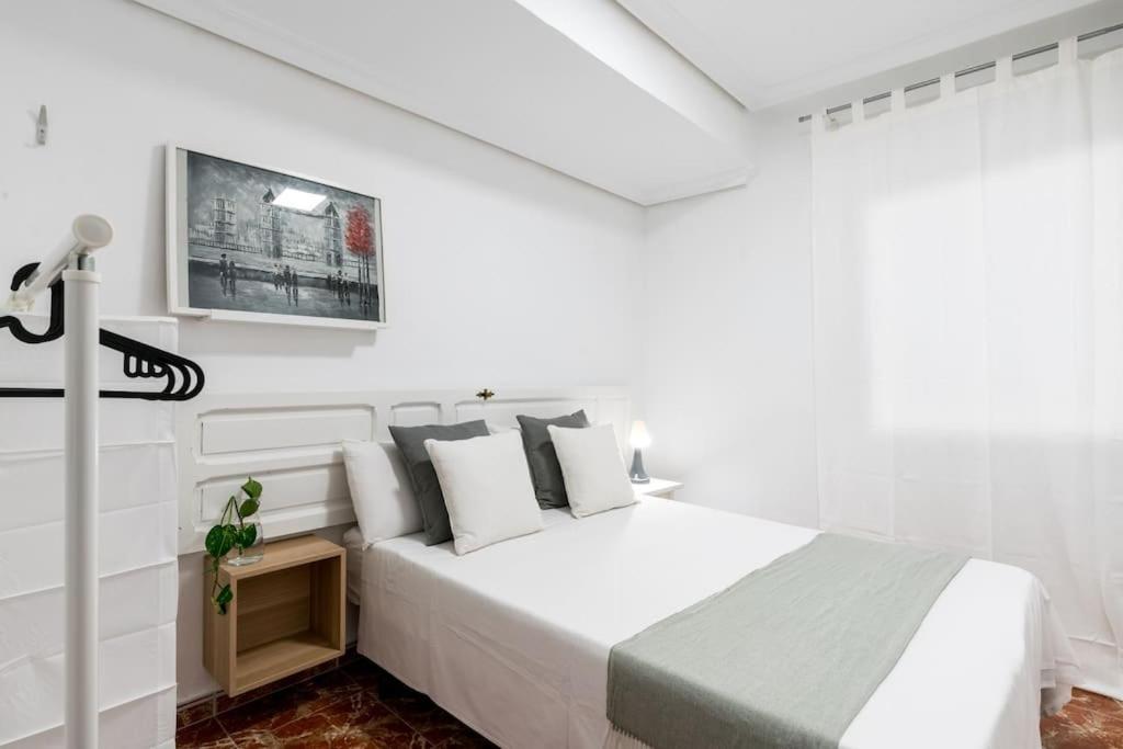 Santa Justa Urban Apartment إشبيلية المظهر الخارجي الصورة