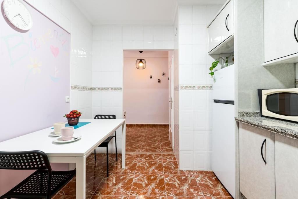 Santa Justa Urban Apartment إشبيلية المظهر الخارجي الصورة
