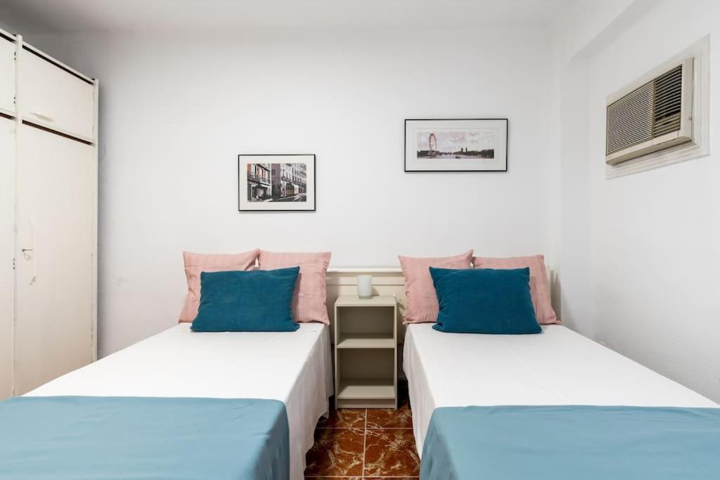 Santa Justa Urban Apartment إشبيلية المظهر الخارجي الصورة