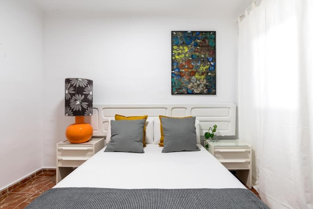 Santa Justa Urban Apartment إشبيلية المظهر الخارجي الصورة