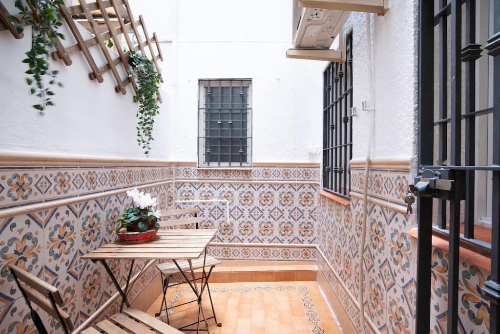 Santa Justa Urban Apartment إشبيلية المظهر الخارجي الصورة
