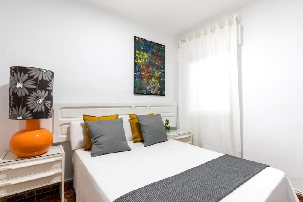 Santa Justa Urban Apartment إشبيلية المظهر الخارجي الصورة